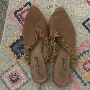 FREE PEOPLE FLATS